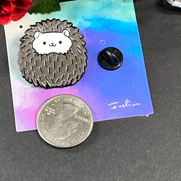 Hedgehog Cartoon Lapel Pin Puffy Animal Enamel Badge Brooch Pin Accessories - Picture 2 of 5